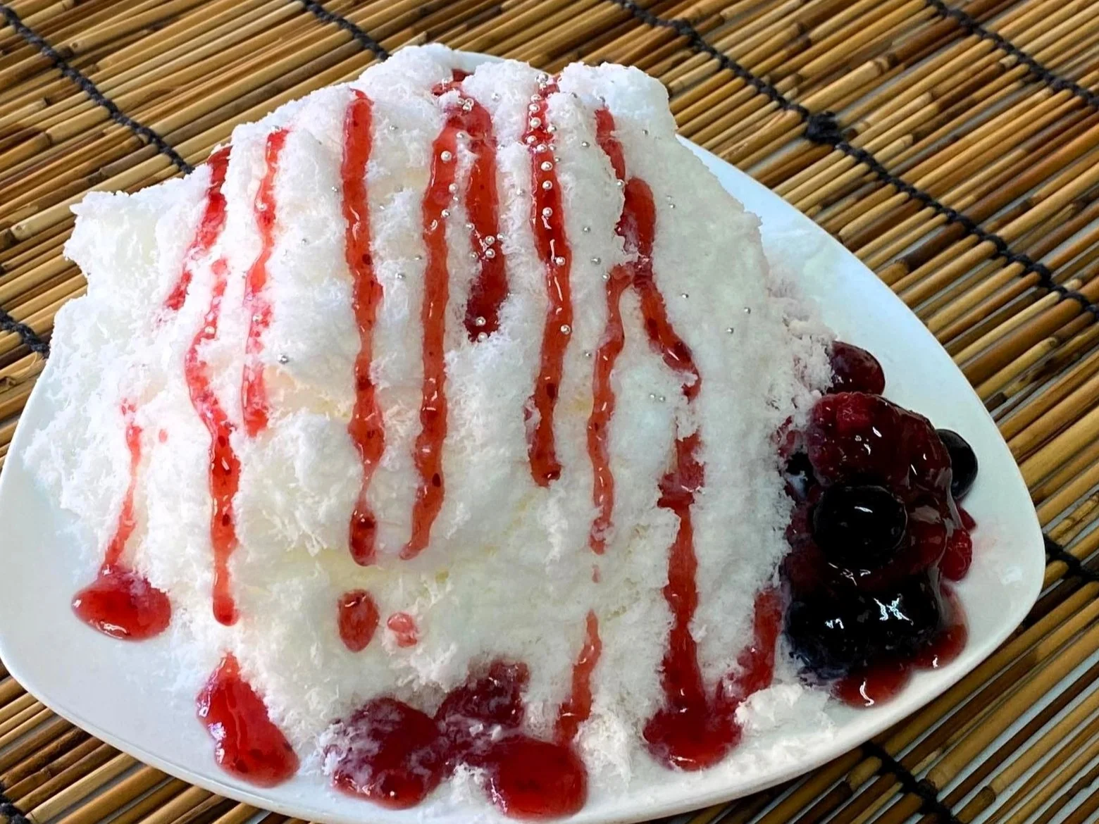 美ら冰とかき氷は何が違う？琉球美ら雪が製法と食感を解説